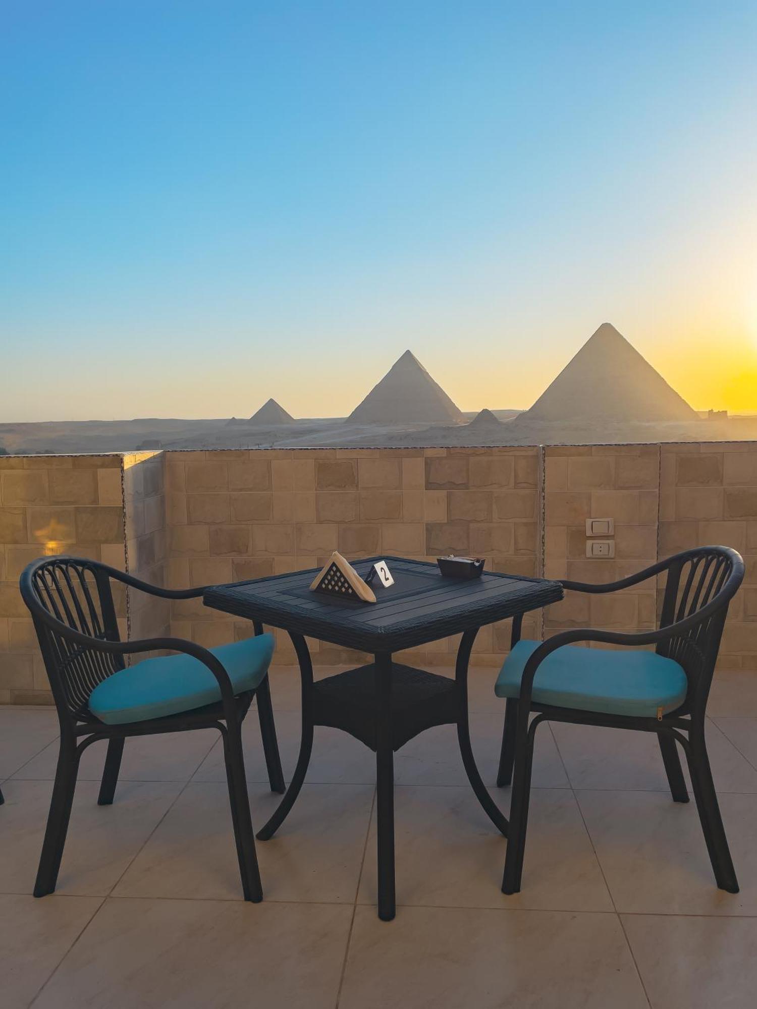 Jumeirah Pyramids View Inn Kafret el-Gabal Exteriér fotografie